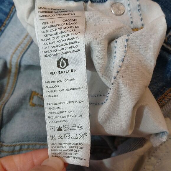 Levis Heritage Wide Leg Cropped Jeans - Picture 4 of 7